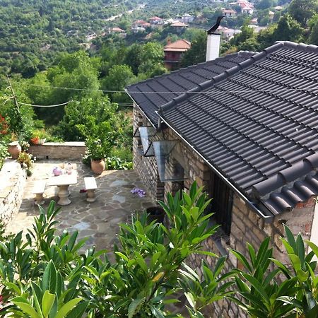 Alexadras Guesthouse Ampelochori Exteriér fotografie