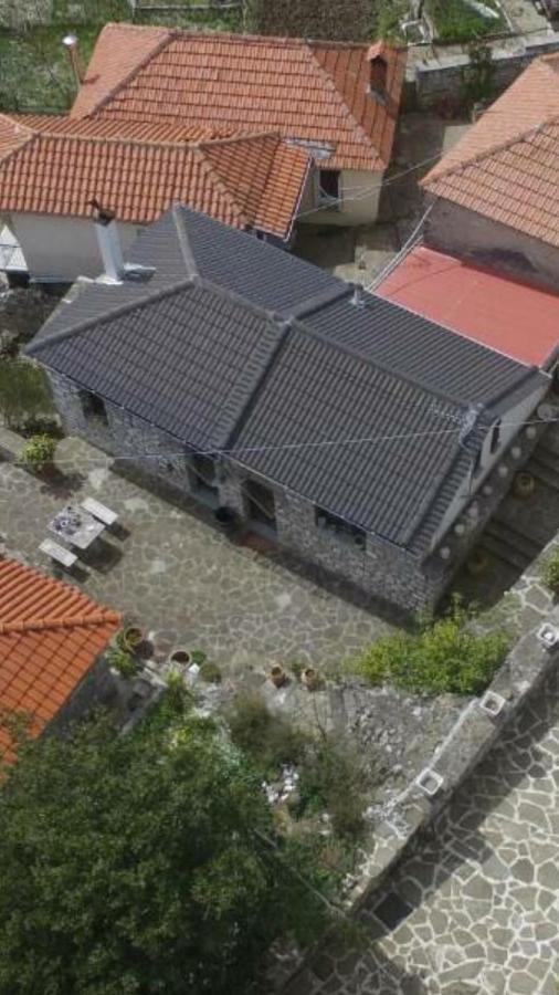 Alexadras Guesthouse Ampelochori Exteriér fotografie