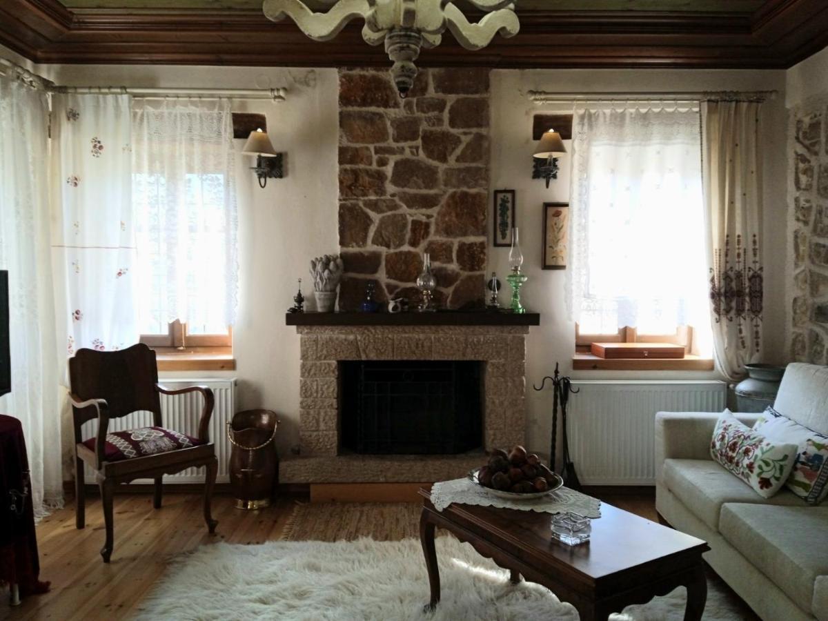 Alexadras Guesthouse Ampelochori Exteriér fotografie
