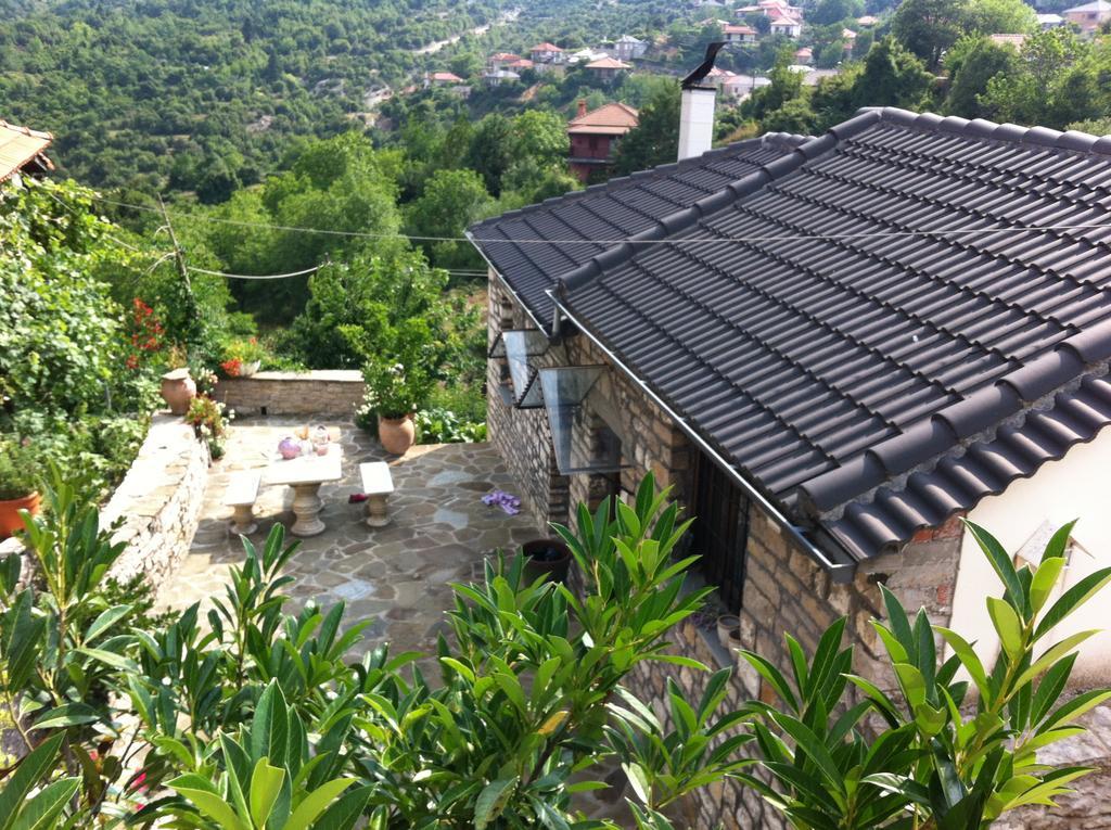 Alexadras Guesthouse Ampelochori Exteriér fotografie